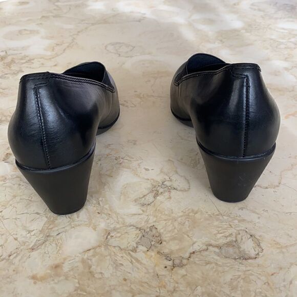 Easy Spirit Catava Comfort Leather Loafer Pumps - Picture 6 of 13